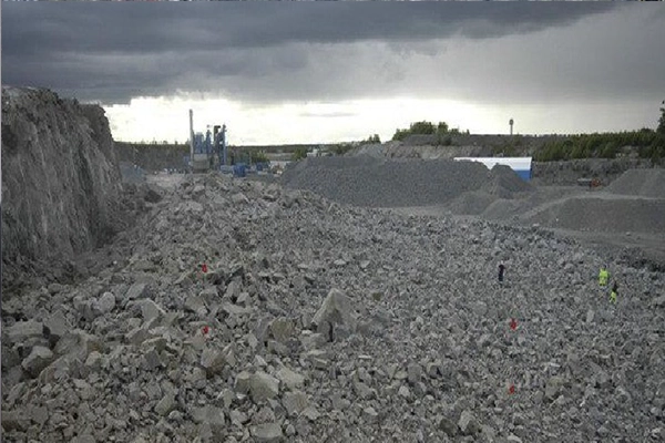 Mining drilling and blasting in Kenya